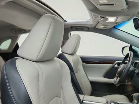 Used 2018 Lexus RX 350 AWD w/ Premium Package image 21