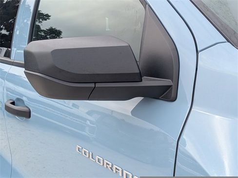 Used 2025 Chevrolet Colorado W/T image 11