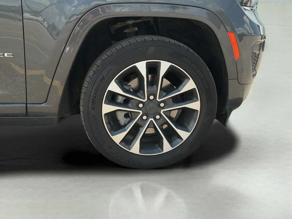 Used 2021 Jeep Grand Cherokee L Overland w/ Luxury Tech Group IV AWD/4WD image 9