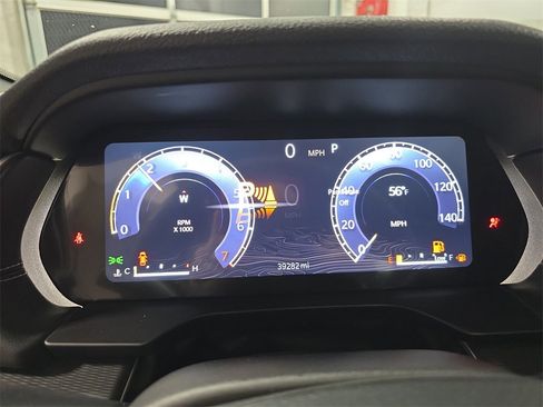 Used 2024 Jeep Grand Cherokee Altitude image 19