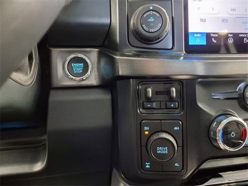 Certified 2024 Ford F250 Lariat w/ Lariat Ultimate Package image 16