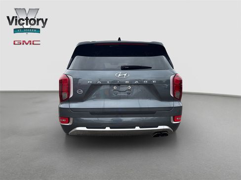 Used 2022 Hyundai Palisade Calligraphy image 13