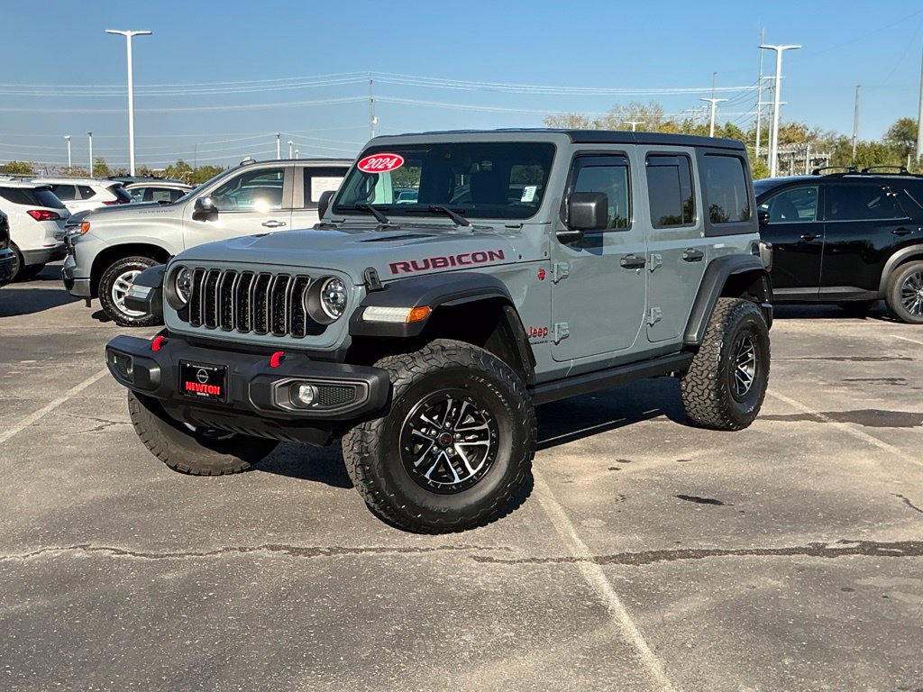 Used 2024 Jeep Wrangler Unlimited Rubicon AWD/4WD image 2