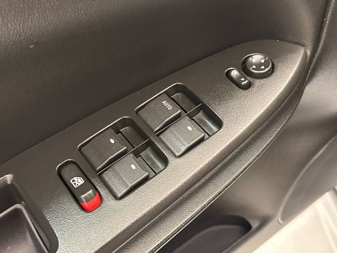 Used 2013 Chevrolet Impala LS FWD image 19