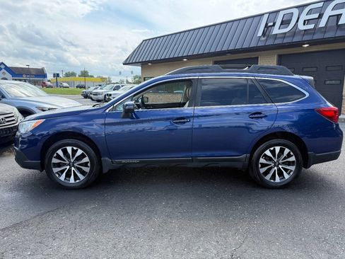 Used 2017 Subaru Outback 2.5i Limited w/ Popular Package #5 AWD/4WD image 8