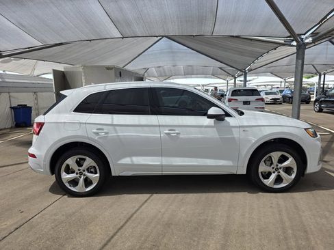Certified 2023 Audi Q5 2.0T Premium Plus w/ Premium Plus Package image 4
