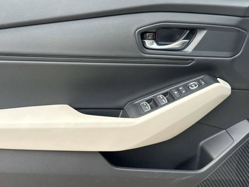 Certified 2025 Honda Accord SE image 17