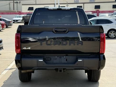 Used 2024 Toyota Tundra SR5 w/ SR5 Convenience Package AWD/4WD image 5