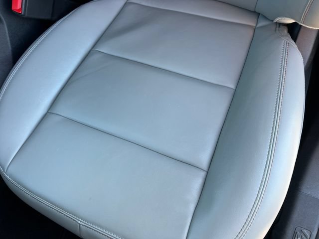 Used 2025 Ford Explorer Active w/ Active Comfort Package AWD/4WD image 15