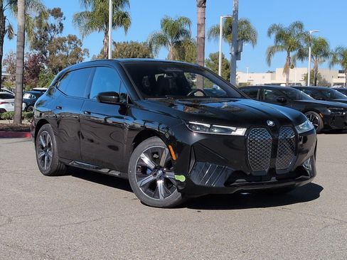 Used 2024 BMW iX xDrive50 w/ Sport Package image 2