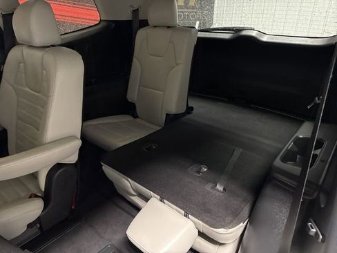 Used 2023 Kia Telluride SX Prestige image 16