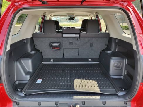 Used 2023 Toyota 4Runner SR5 AWD/4WD image 18