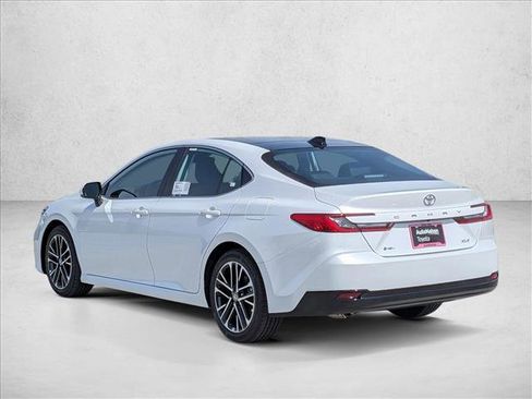 New 2026 Toyota Camry XLE image 9
