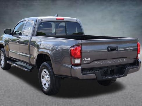 Used 2023 Toyota Tacoma SR w/ SR Convenience Package AWD/4WD image 19
