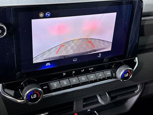 New 2026 Chevrolet Colorado Trail Boss AWD/4WD image 14