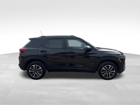 Used 2025 Chevrolet TrailBlazer LT AWD/4WD image 7