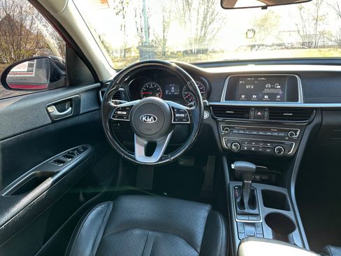 Used 2020 Kia Optima SE image 22