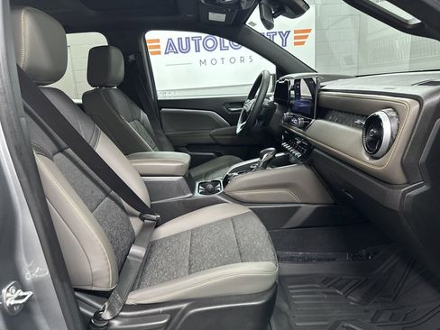 Used 2024 Chevrolet Colorado ZR2 image 22