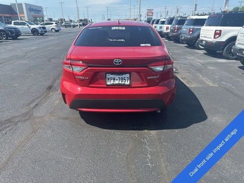 Used 2021 Toyota Corolla LE FWD image 7