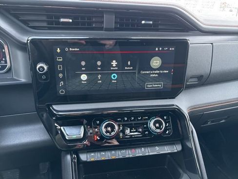 Used 2025 GMC Sierra 1500 AT4 w/ AT4 Premium Package image 8