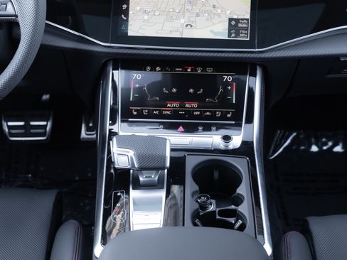 New 2026 Audi SQ7 Prestige AWD/4WD image 18