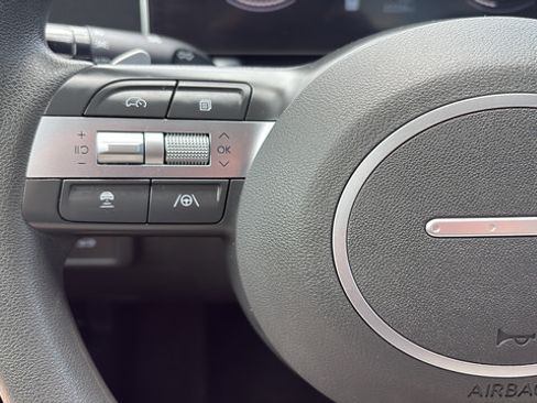 Used 2025 Hyundai Sonata SEL FWD image 9