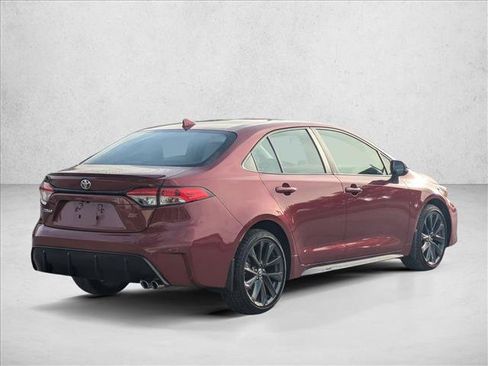 Used 2024 Toyota Corolla SE FWD image 5
