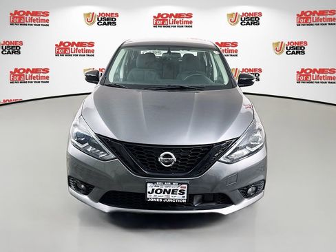 Used 2018 Nissan Sentra SR w/ SR Midnight Edition Package image 11