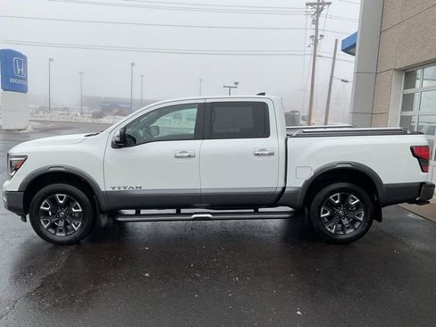 Used 2024 Nissan Titan Platinum Reserve w/ Moonroof Package AWD/4WD image 8