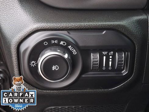 Used 2022 Jeep Wrangler Unlimited Sport image 22