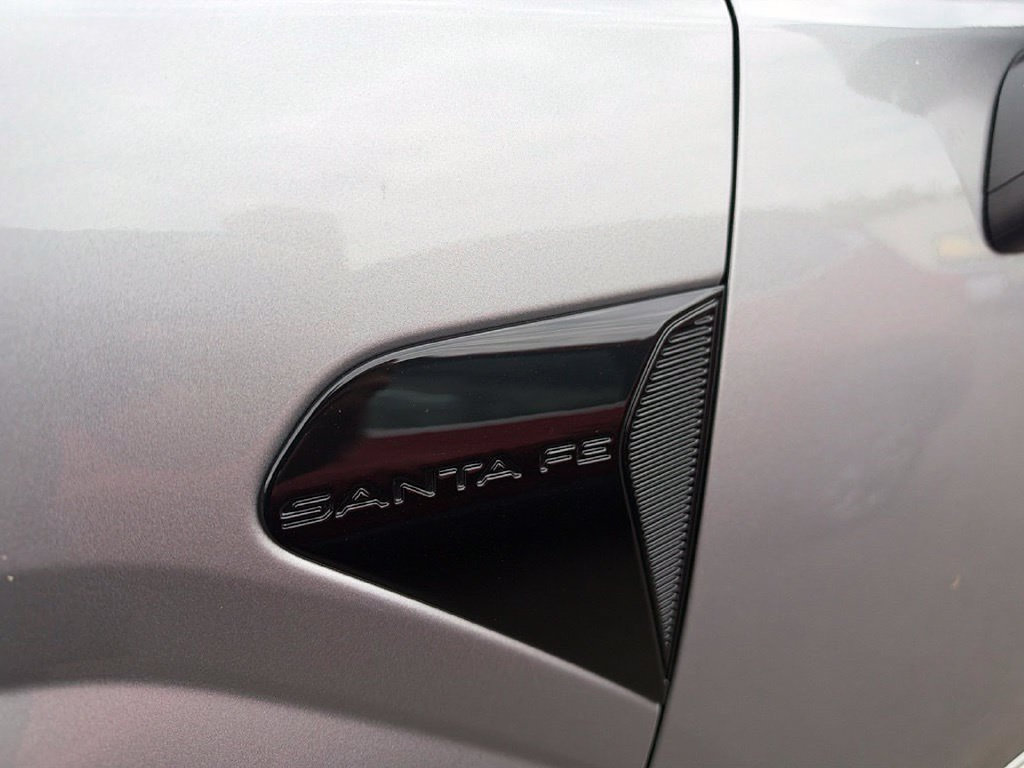 Used 2025 Hyundai Santa Fe Limited AWD/4WD image 8