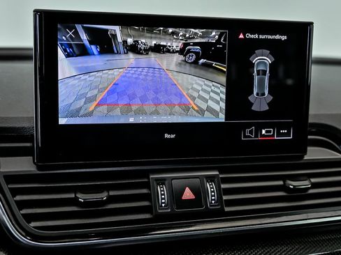 Used 2022 Audi SQ5 Premium image 20