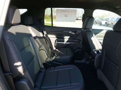 New 2026 Chevrolet Traverse Z71 AWD/4WD image 13
