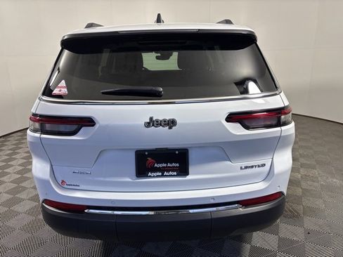 Certified 2023 Jeep Grand Cherokee L Limited w/ Trailer Tow Group (B) image 5