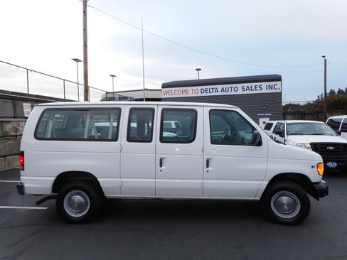 Used 2002 Ford E-350 and Econoline 350 XL image 6