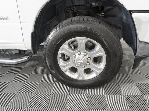 Used 2024 RAM 2500 Big Horn image 15