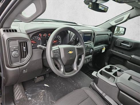 New 2026 Chevrolet Silverado 1500 Custom image 3