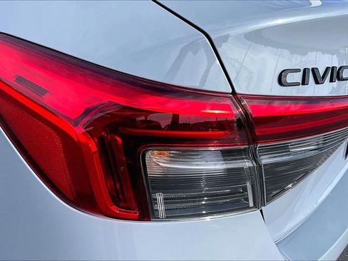 Used 2024 Honda Civic Sport image 28