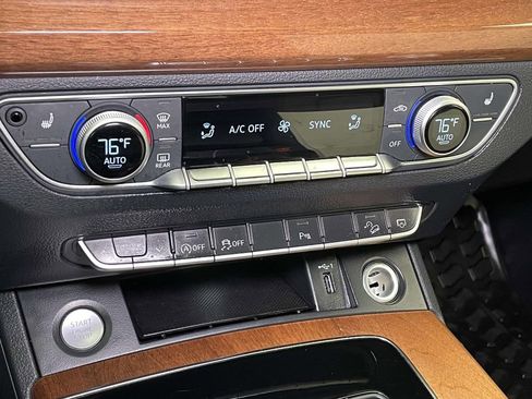 Certified 2023 Audi Q5 2.0T Premium w/ Convenience Package AWD/4WD image 32
