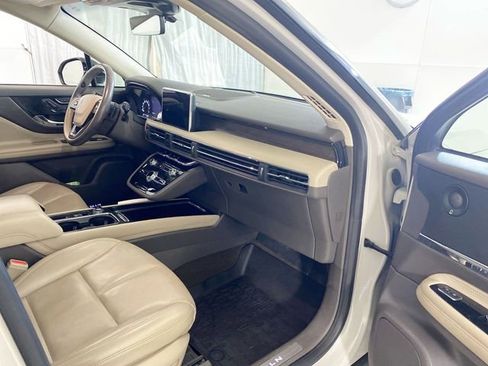 Used 2020 Lincoln Corsair Reserve w/ Equipment Group 201A image 29