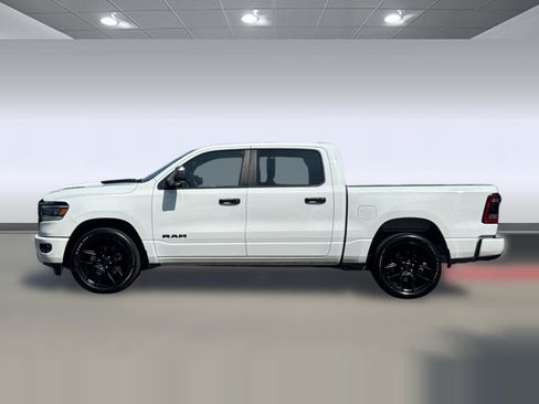 Used 2024 RAM 1500 Laramie AWD/4WD image 2