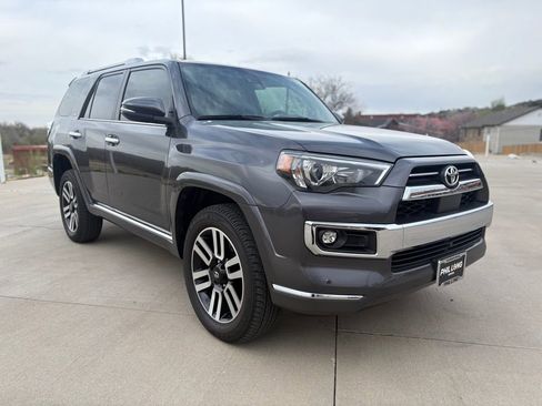 Used 2023 Toyota 4Runner Limited image 2