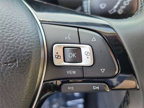 Used 2020 Volkswagen Tiguan SEL image 24