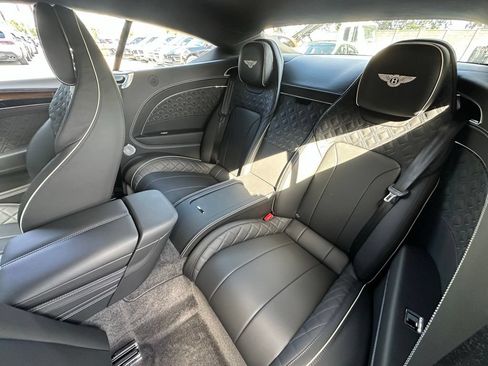 Used 2020 Bentley Continental GT AWD/4WD image 37