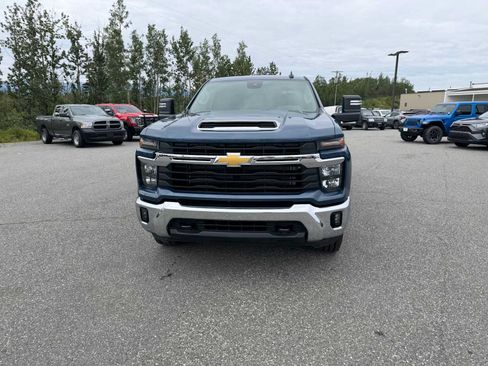 Certified 2026 Chevrolet Silverado 2500 LT w/ Convenience Package AWD/4WD image 10