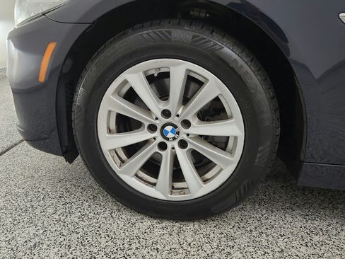 Used 2014 BMW 528i xDrive Sedan AWD/4WD image 38