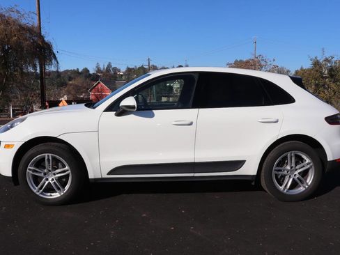 Used 2017 Porsche Macan image 4