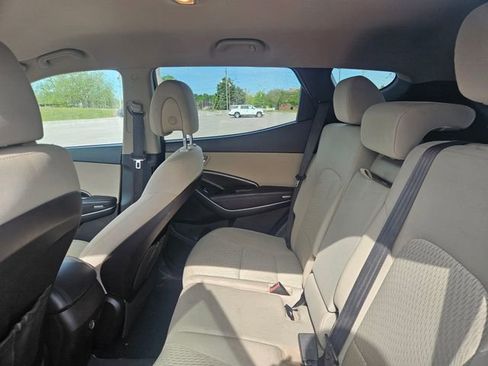 Used 2018 Hyundai Santa Fe Sport image 24