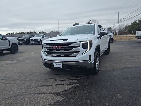 Used 2022 GMC Sierra 1500 SLE AWD/4WD image 14