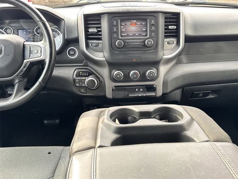 Certified 2022 RAM 1500 Big Horn image 10